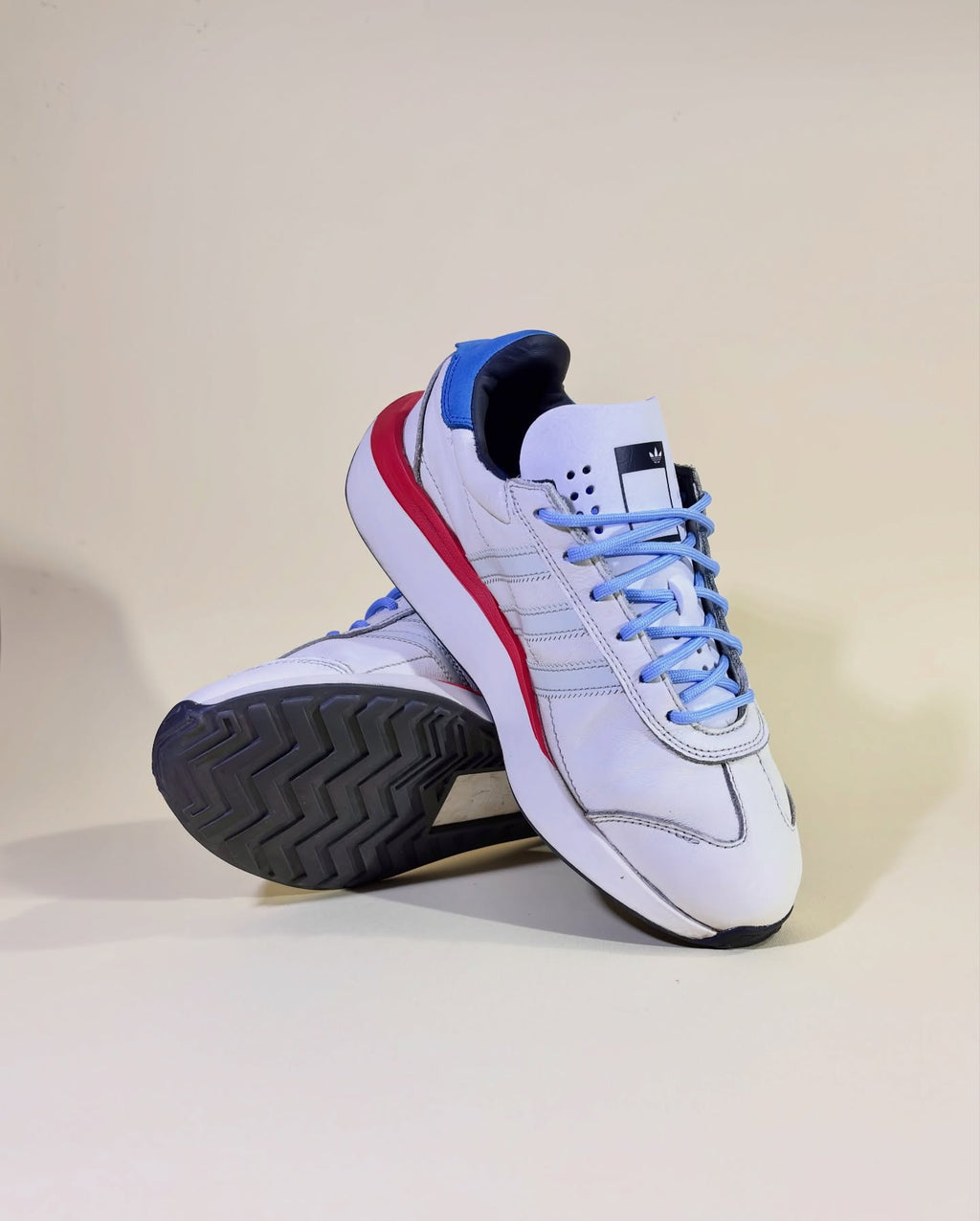 Adidas Country XLG muške kožne patike – 42