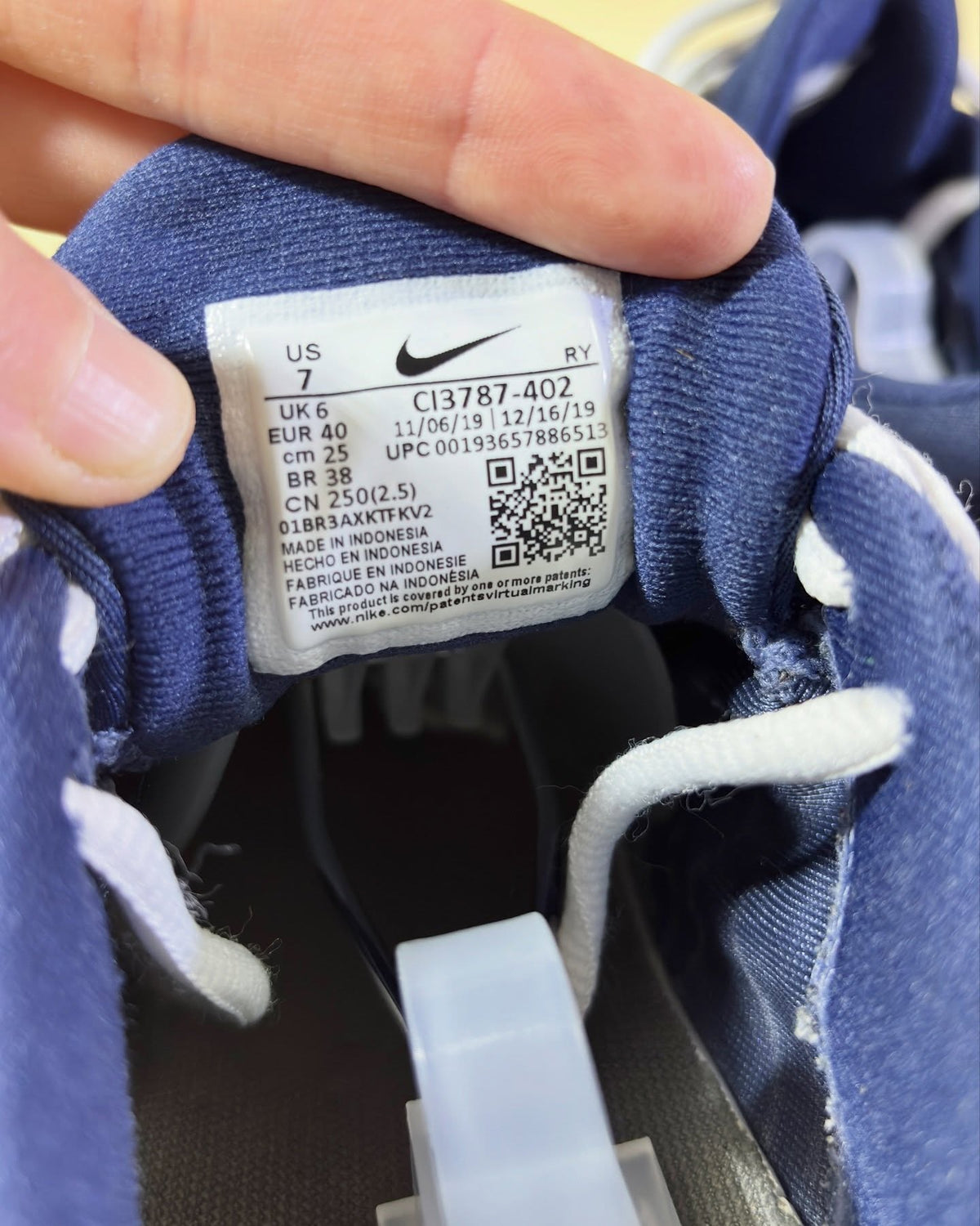 Nike Quest 2 ženske patike za trčanje – 40