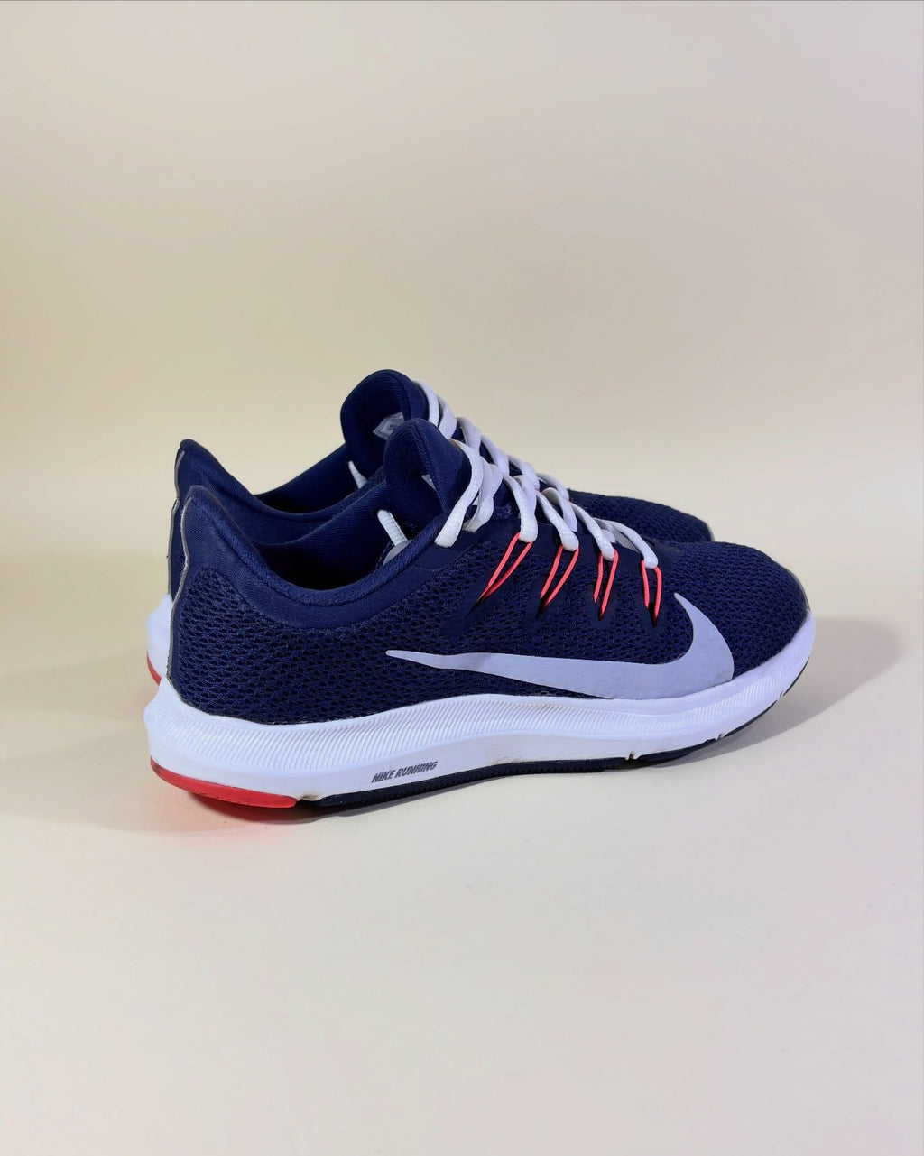 Nike Quest 2 ženske patike za trčanje – 40