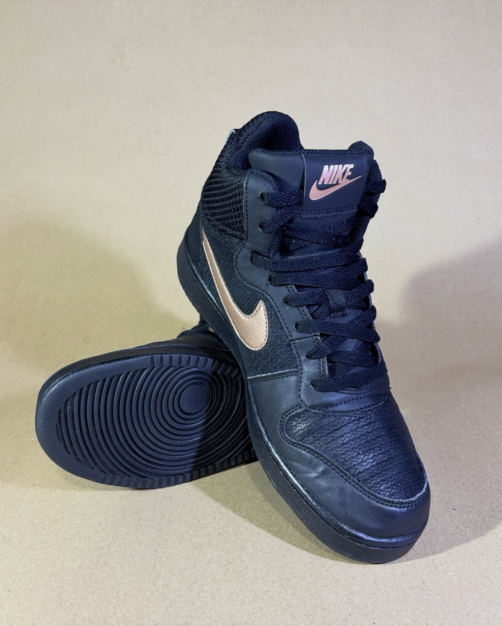 Nike Court Borough Mid Premium uniseks patike - 40.5